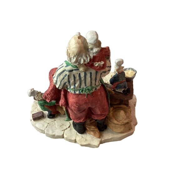 House of Lloyd Christmas Gift *Santa baking Cookies Workshop*EUC*Display - Picture 3 of 6